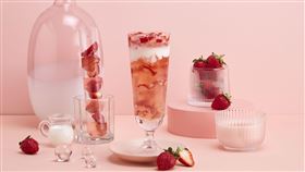 草莓這樣搭居然超好喝！(業配勿用)