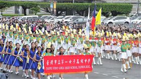 北一女樂儀旗隊下周出發赴美 文總致贈貼心小物加油打氣（圖／文總提供）
