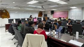 新北市議會民主進步黨黨團推派黨團現任總召陳啟能擔任議長參選人、副總召李倩萍為副議長參選人；議員鄭宇恩為新任總召集人。（圖／民進黨新北議會黨團提供）