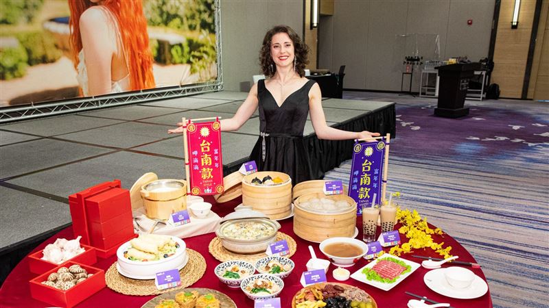 宣美快閃！英國歌手神救援　挺台南被讚爆