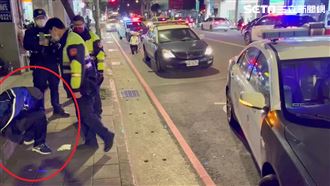 鋁棒男平安夜搶超商！得手3百元遭壓制