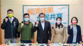 民進黨立委《經濟成果全民共享》記者會（圖／林楚茵辦公室提供）