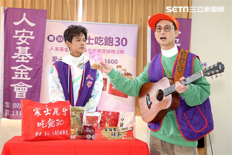 浩角翔起任「寒士吃飽30」愛心大使，送上年菜佳餚關懷弱勢團體。（記者邱榮吉/攝影）