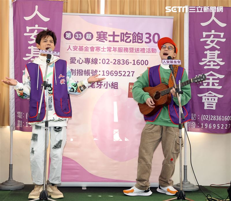 浩角翔起任「寒士吃飽30」愛心大使，送上年菜佳餚關懷弱勢團體。（記者邱榮吉/攝影）