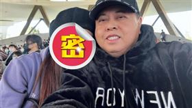 黑面曬出老婆的正面照，紛紛被網友讚說年輕漂亮「像關之琳」。（圖／翻攝自黑面臉書）