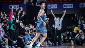 新竹攻城獅朱雲豪復出首戰就繳出13分。（圖／攻城獅提供）