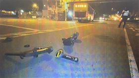 嬰兒車,公車,台中,車禍,死亡（圖／翻攝畫面）