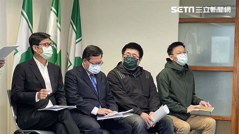 綠破萬字檢討曝！房價、黑金、論文成關鍵