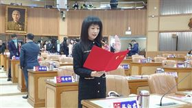 新北林口議員蔡淑君遭提當選無效之訴，她25日出席議員就職宣誓典禮。（圖／取自臉書）