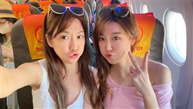 撇宋逸民教會爭議「最美雙胞胎」依依佩佩一同到菲國度假（圖／翻攝自雙胞胎 依依佩佩 的 依依臉書）