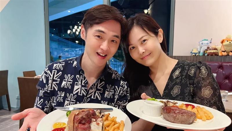 宋逸民喜曬千萬百坪豪宅！隔壁戶陳女入手