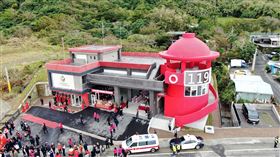 最美消防局落成！「巨型消防栓」坐落豐濱海岸　花蓮拍照景點再+1（圖／翻攝畫面）