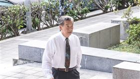 士林地院25日上午傳喚被告翁啟惠、張念慈到庭，進行審理程序。 圖／記者林敬旻攝