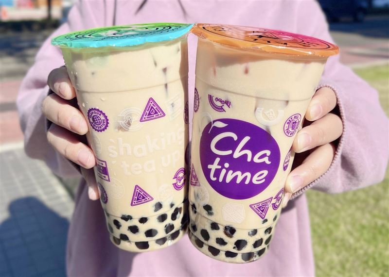 日出茶太國際珍奶日珍奶買1送1。（圖／六角國際提供）