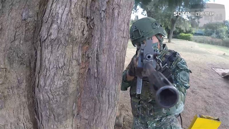 折棉被、刺槍術…國軍這些訓練項目遭詬病