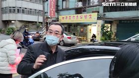 ▲基亞董事長張世忠30萬元交保。（圖／記者楊佩琪攝）