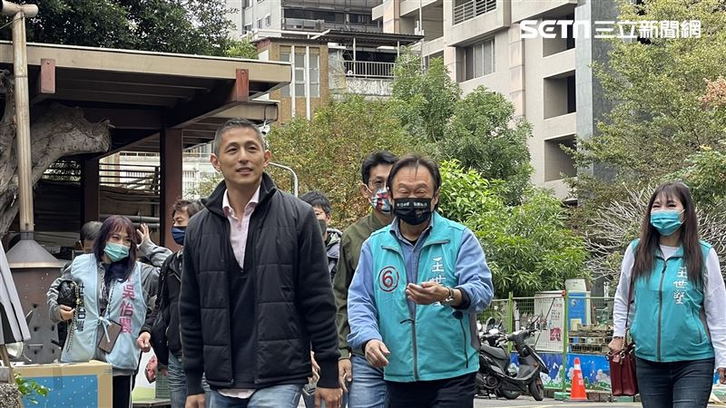 又來鬧場！他嗆像國民黨　吳怡農不忍了