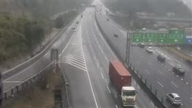 元旦,跨年,國道,車潮,塞車,高公局(翻攝自 高工局國道即時影像)