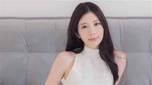 搭Uber坐副駕被當豔遇！鄭家純提早下車