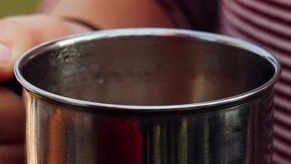 阿嬤鋼杯復活！賣場超俗「1神物」網讚爆