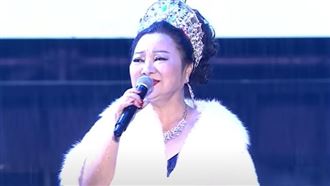 白冰冰跨年唱「First Love」　鄉民驚呆了