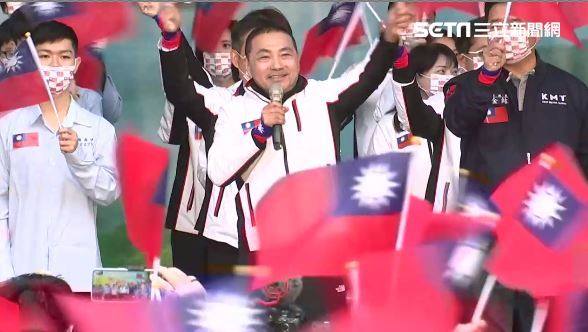 元旦升旗！侯友宜嗨喊：中華民國生日快樂