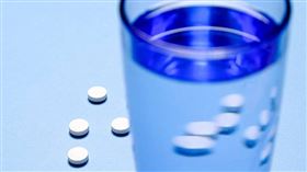 ▲許多人擔心止痛藥吃多會傷身。（示意圖／Pexels）