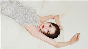 關曉彤（圖／翻攝自關曉彤工作室微博）