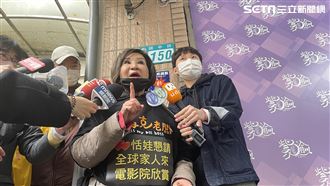 搶最美里長紫渝年曆　恬娃：送她善良的心