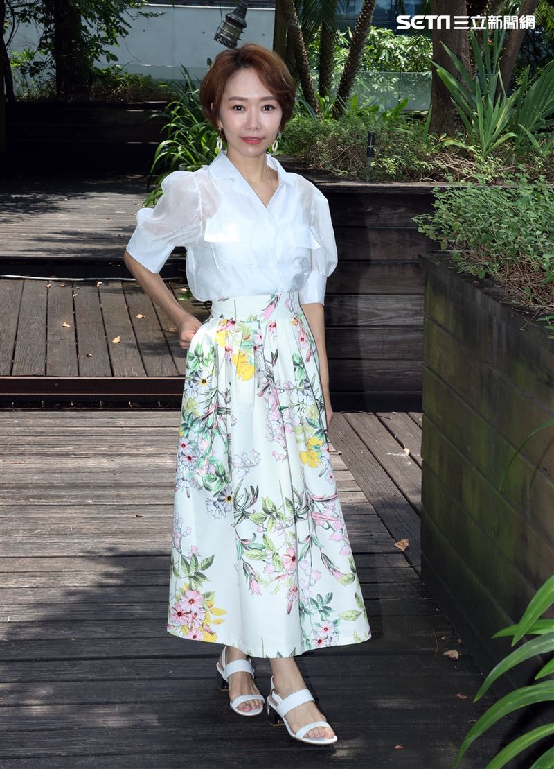 何依霈三立新聞網專訪。（記者邱榮吉/攝影）