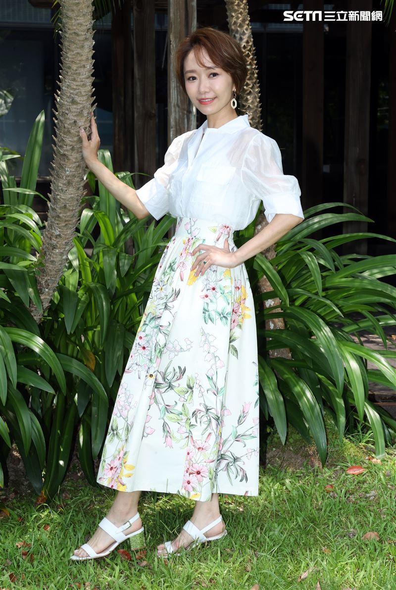 何依霈三立新聞網專訪。（記者邱榮吉/攝影）