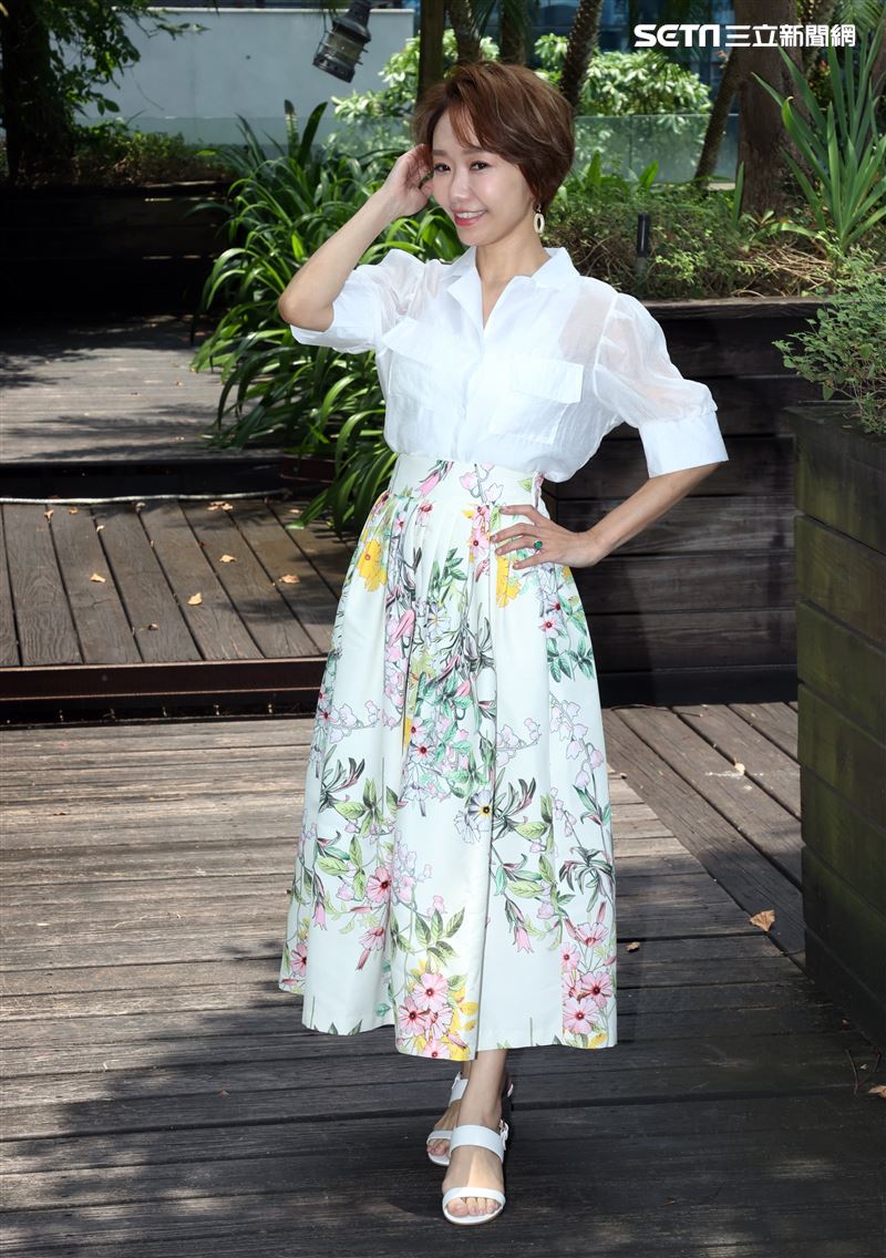 何依霈三立新聞網專訪。（記者邱榮吉/攝影）