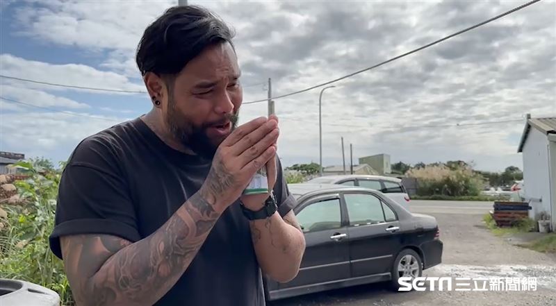 Bom直接表示「對不起,台灣!」坦言無法接受蘆筍汁這味道,讓眾人被他的可愛又坦率模樣笑翻。顯見台灣特有、「本土特色」的罐裝飲料,對外國人來說是很有挑戰的。(資料照/記者張雅筑攝)