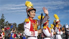 北一女樂儀旗隊睽違18年到美國表演。（圖／美聯社／達志影像）
