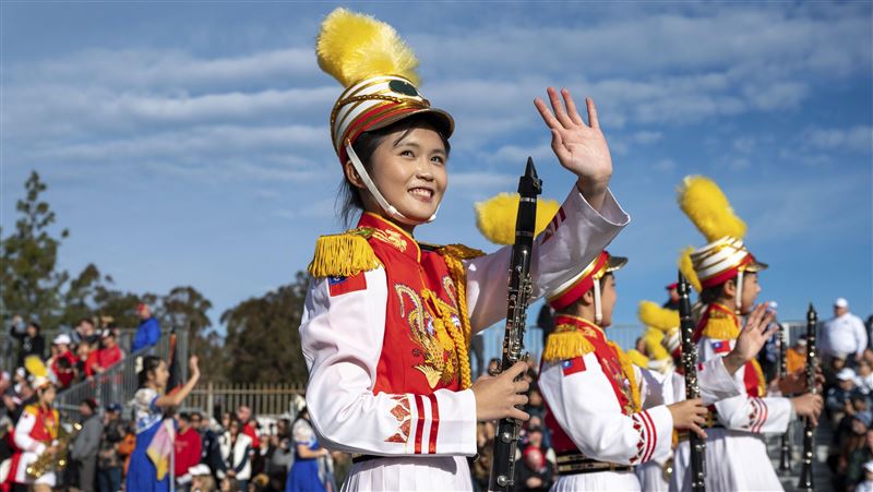 北一女樂儀旗隊赴美　她燦笑獲選最佳照片