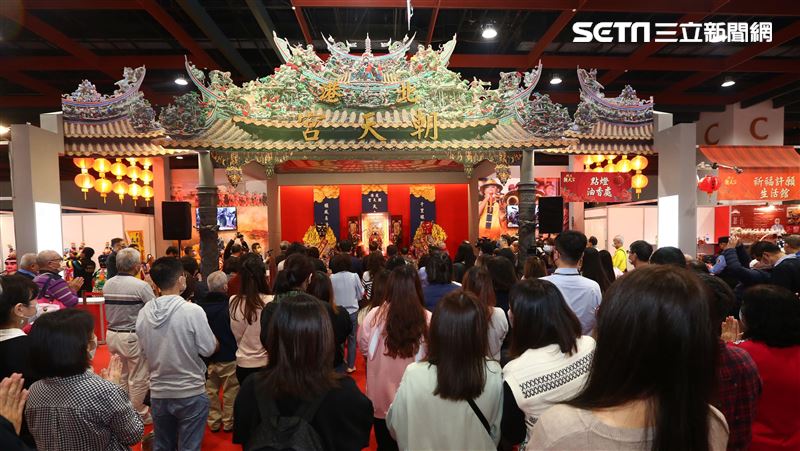 年貨大展熱鬧登場！今迎北港媽祖鑾座駐駕