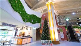 統一超商東山服務區，統一超商提供