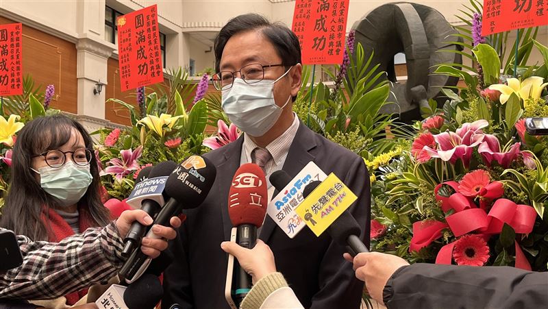 張善政：不然你要怎樣？綠委：請大哥息怒