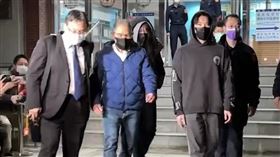 ▲蕭景田離開士林地方法院，面對媒體追問，他不發一語。（圖／翻攝畫面）