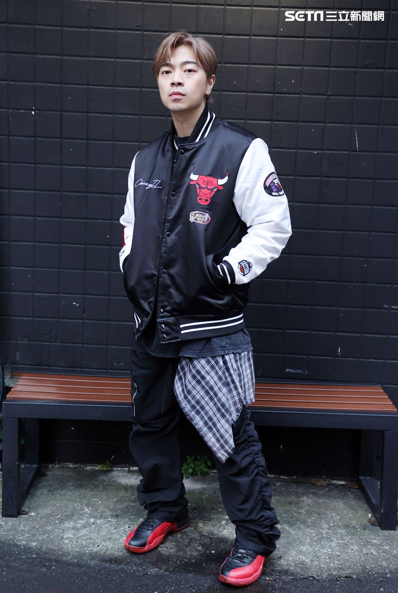 全明星正義三立新聞網專訪。（記者邱榮吉/攝影）