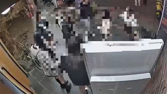 藥頭遭6人圍毆！「奪刀反擊」1男慘遭刺死