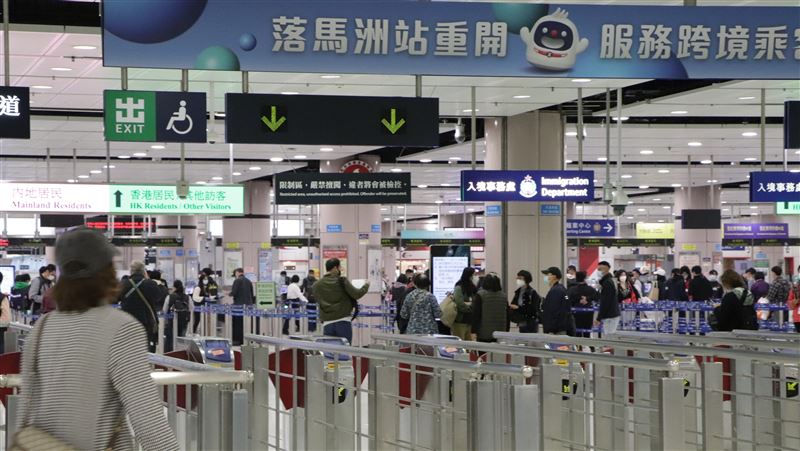 香港恢復與中通關　市民嗨喊：我好興奮