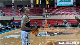 「魔獸」霍華德（Dwight Howard）。（圖／記者蔡厚瑄攝影）