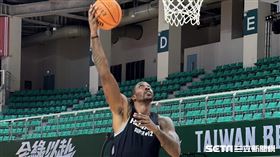 「魔獸」霍華德復出先發盼領軍止敗。（圖／記者蔡厚瑄攝影）