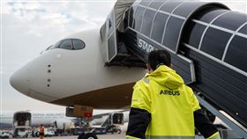 星宇航空第2架A350-900客機完成交機。(圖/星宇航空提供)