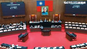 立法院今（10）日三讀通平均地權條例。（圖／記者盧素梅攝影)