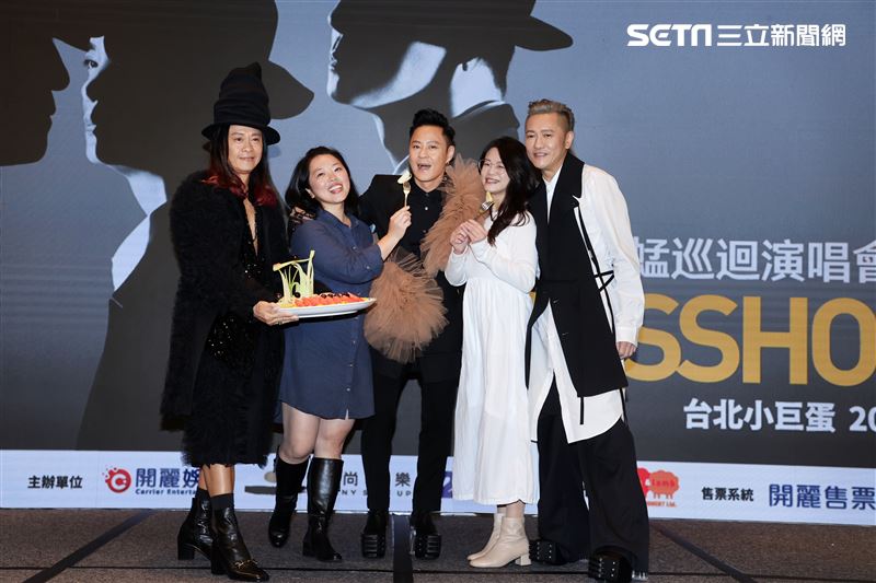 睽違13年草蜢演3月攻小巨蛋開唱。（記者邱榮吉/攝影）