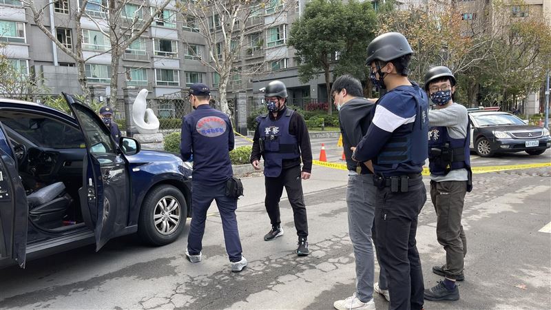 蘆洲警防搶演練！　電擊槍、空拍機全出動