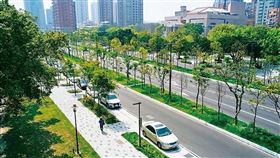 竹市推動友善步行環境  獲營建署考評甲等內政部營建署日前舉辦110年度「市區道路養護管理暨人行環境無障礙考評計畫」，新竹市獲得道路養護與人行道考評甲等以及政策規劃作為非六都甲組第一名。（新竹市政府提供）中央社記者魯鋼駿傳真  112年1月10日