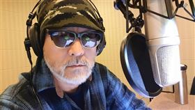 班鐵翔近日驚傳在浴室摔倒撞到頭昏迷。（圖／翻攝自班鐵翔臉書）